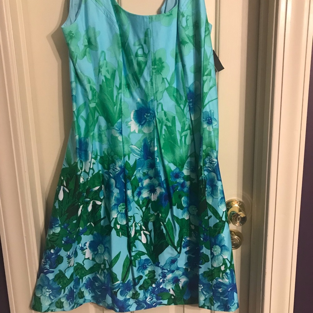 Women’s Dresses